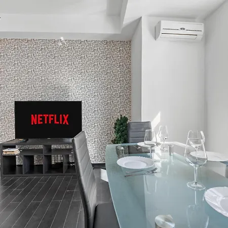 Central Bucharest 1Br With Balcony Near Unirii Square *