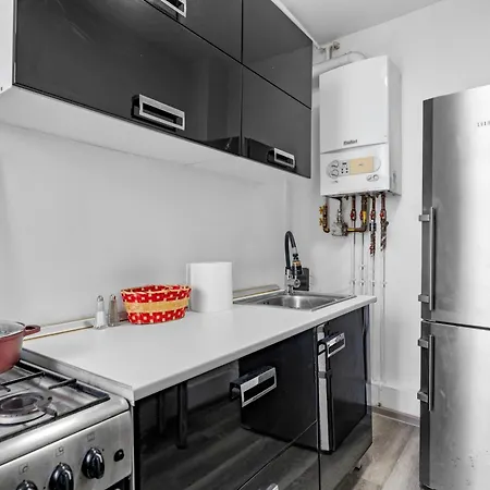 公寓 Central Bucharest 1Br With Balcony & Workspace *